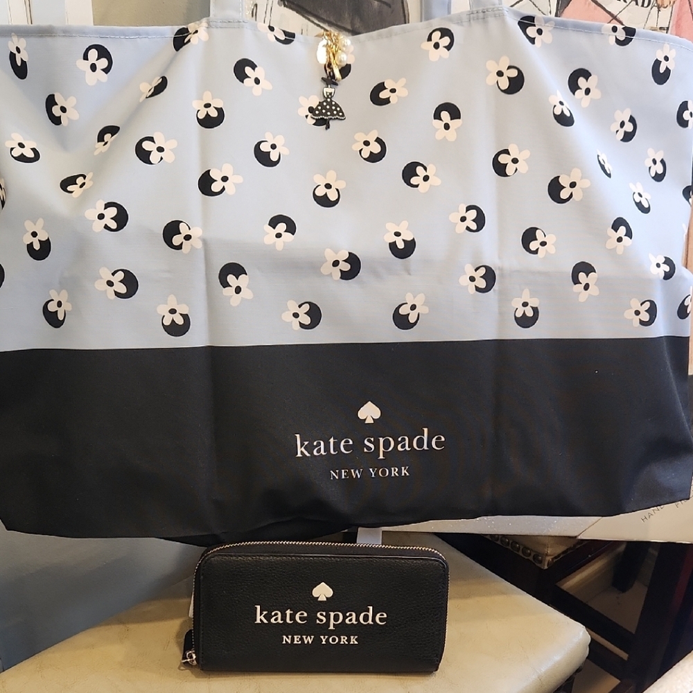 Kate Spade Floral Print Tote/Matching Wallet/Bag Charm Bundle